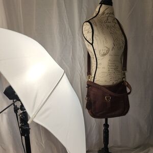 Fossil Brown Leather Crossbody Bag with Brass Hardware